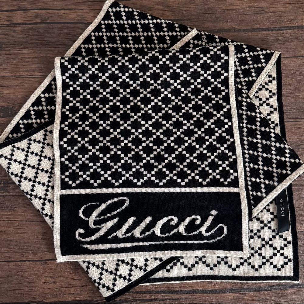 GUCCI Reversible Large Wool Scarf - Picture 4 of 4